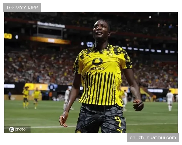 多特蒙德高效反击致胜,吉拉西传射展现核心价值 多特蒙德高效反击致胜,吉拉西传射展现核心价值